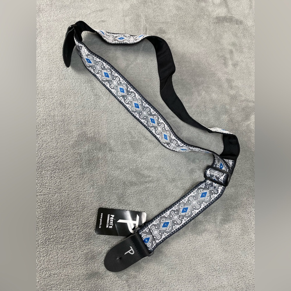 Perri's Jacquard Guitar Strap 2" Thick Adjustable NEW NWT Gray Silver Blue